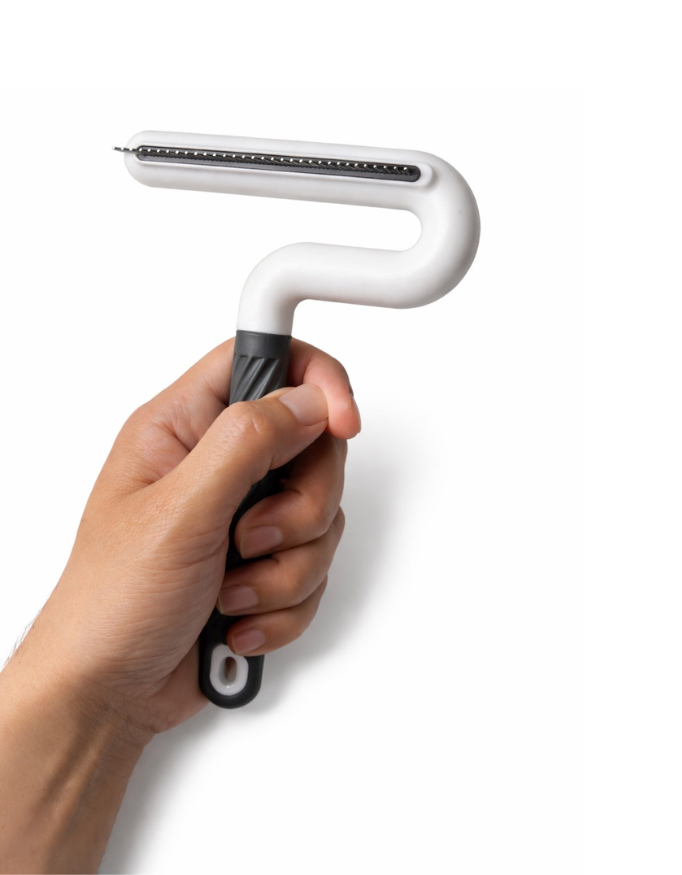 Smart Grip Deshedding Comb – Gentle Dog Grooming Tool